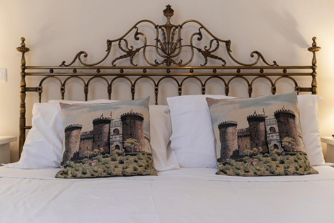 Domus Borbonica Bed & Breakfast Naples Exterior photo