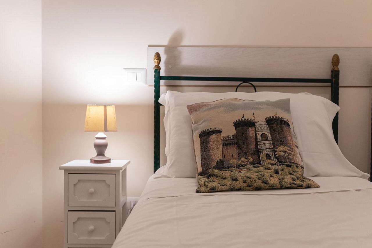 Domus Borbonica Bed & Breakfast Naples Exterior photo
