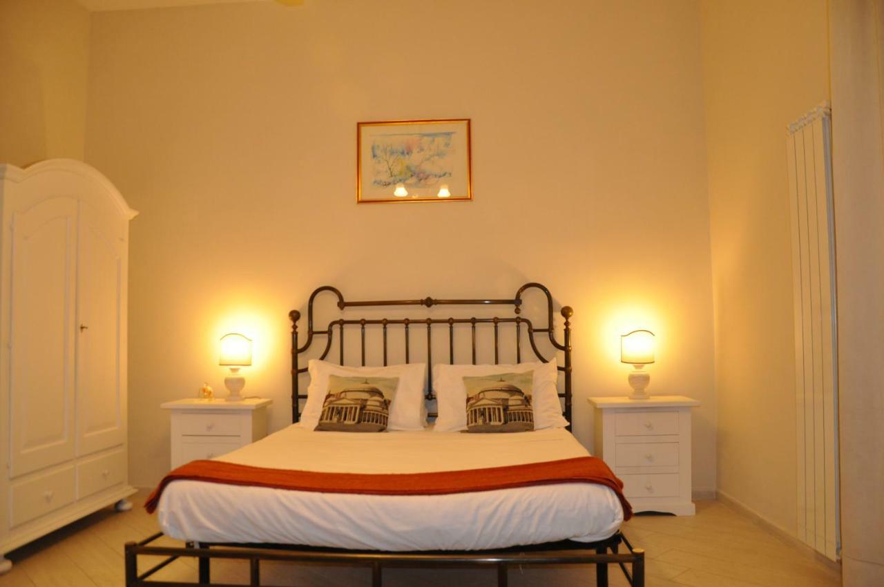 Domus Borbonica Bed & Breakfast Naples Exterior photo
