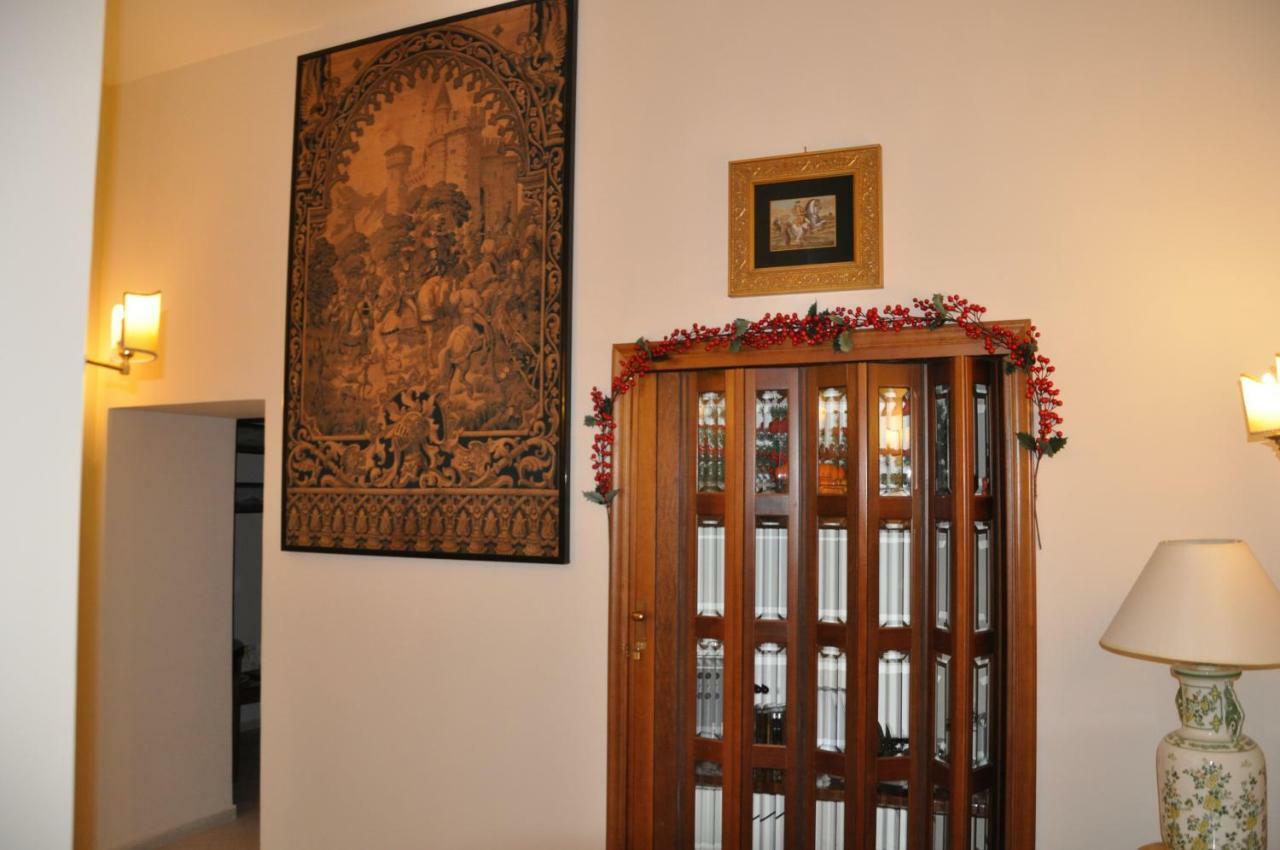 Domus Borbonica Bed & Breakfast Naples Exterior photo