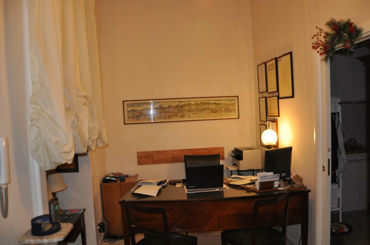 Domus Borbonica Bed & Breakfast Naples Exterior photo