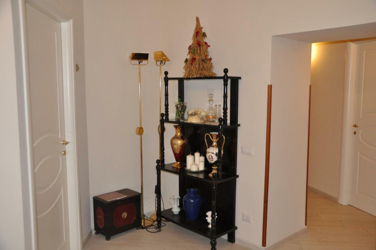 Domus Borbonica Bed & Breakfast Naples Exterior photo